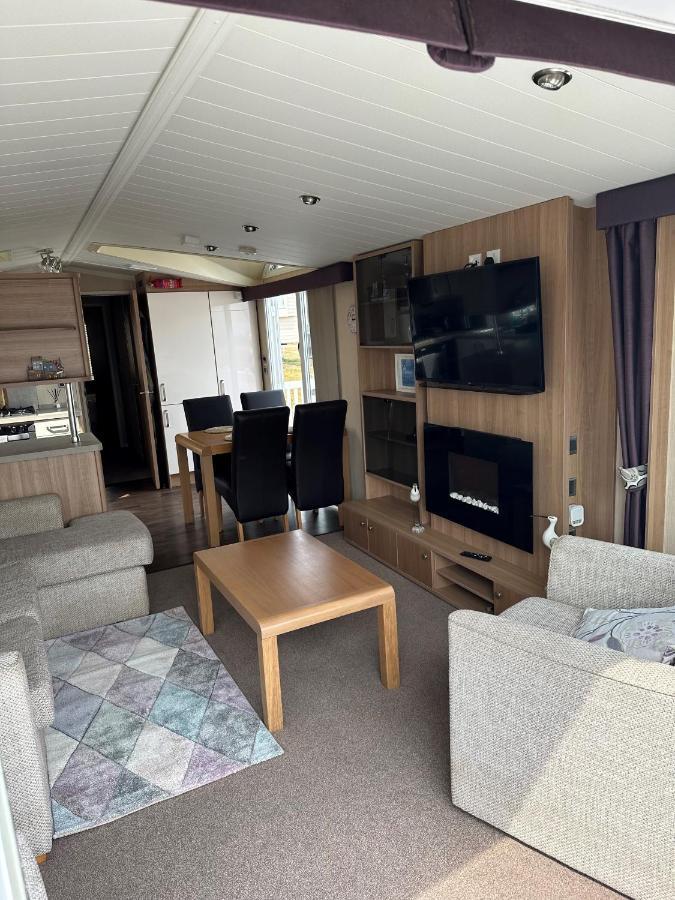 Sea Breeze Cabin Poole Exterior foto